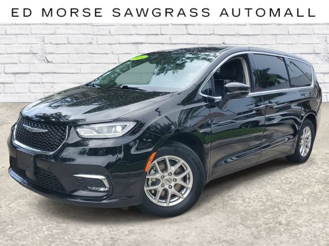 2024 Chrysler Pacifica Touring L in Other — front three-quarter view
