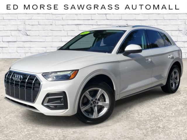 2021 Audi Q5 Premium in Black — front three-quarter view