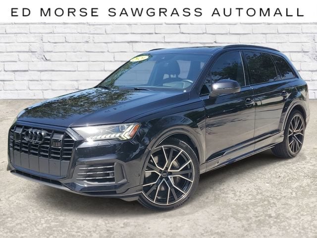 2020 Audi Q7 Prestige in Other — front three-quarter view